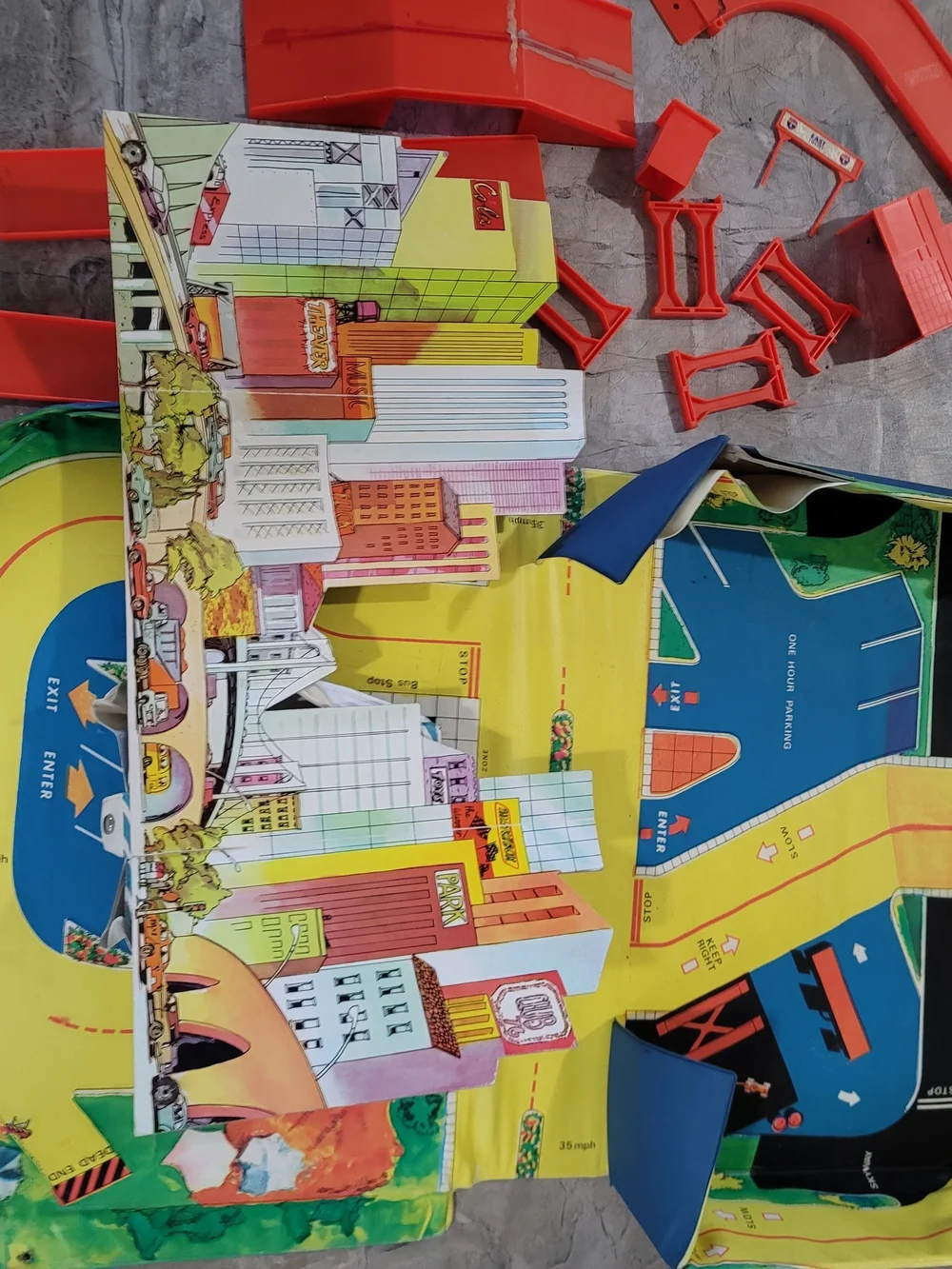 Vintage 1976 Matchbox City Playset Case - Blue and Yellow Artwork